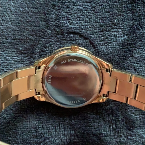 Fossil Rose Gold Watch - Picture 4 of 5